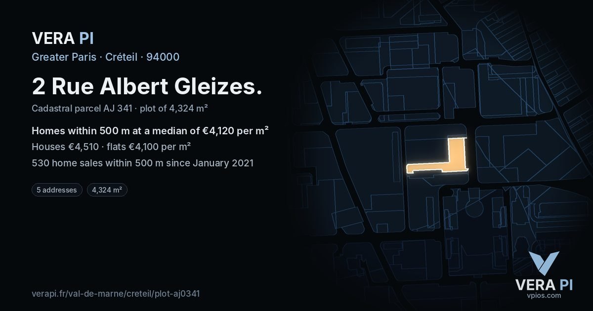 2 Rue Albert Gleizes, Créteil at night – the plot lit, the parcels around coloured by the prices near them