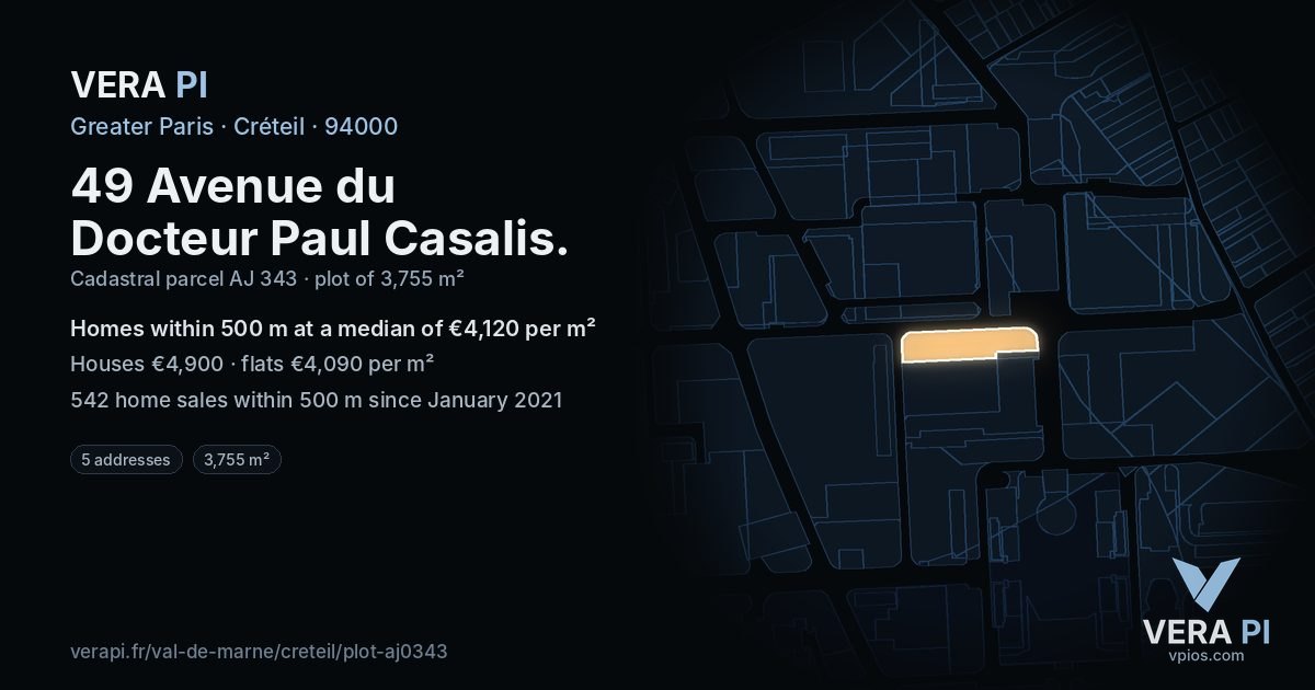 49 Avenue du Docteur Paul Casalis, Créteil at night – the plot lit, the parcels around coloured by the prices near them