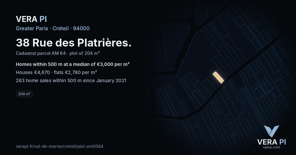 38 Rue des Platrières, Créteil at night – the plot lit, the parcels around coloured by the prices near them