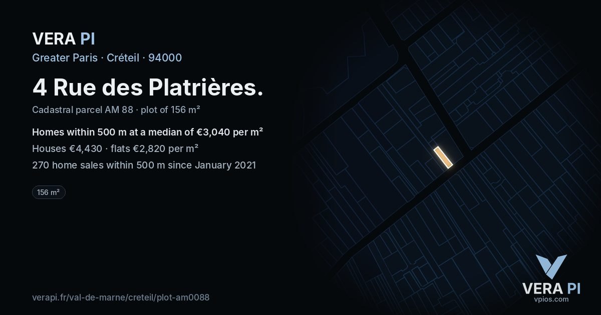 4 Rue des Platrières, Créteil at night – the plot lit, the parcels around coloured by the prices near them
