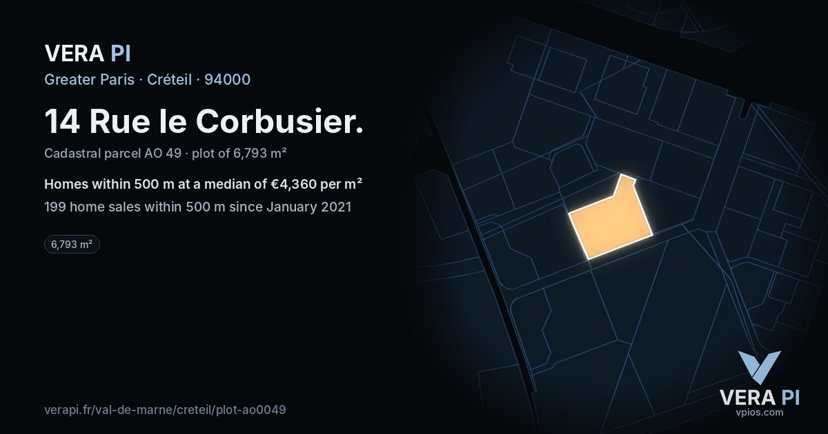 14 Rue le Corbusier, Créteil at night – the plot lit, the parcels around coloured by the prices near them