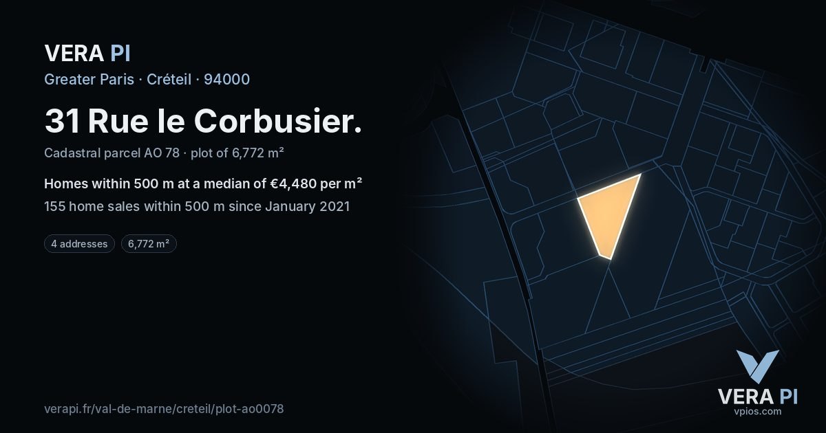 31 Rue le Corbusier, Créteil at night – the plot lit, the parcels around coloured by the prices near them