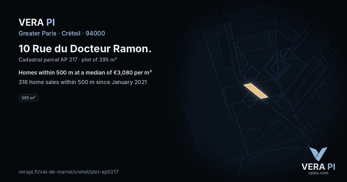 10 Rue du Docteur Ramon, Créteil at night – the plot lit, the parcels around coloured by the prices near them