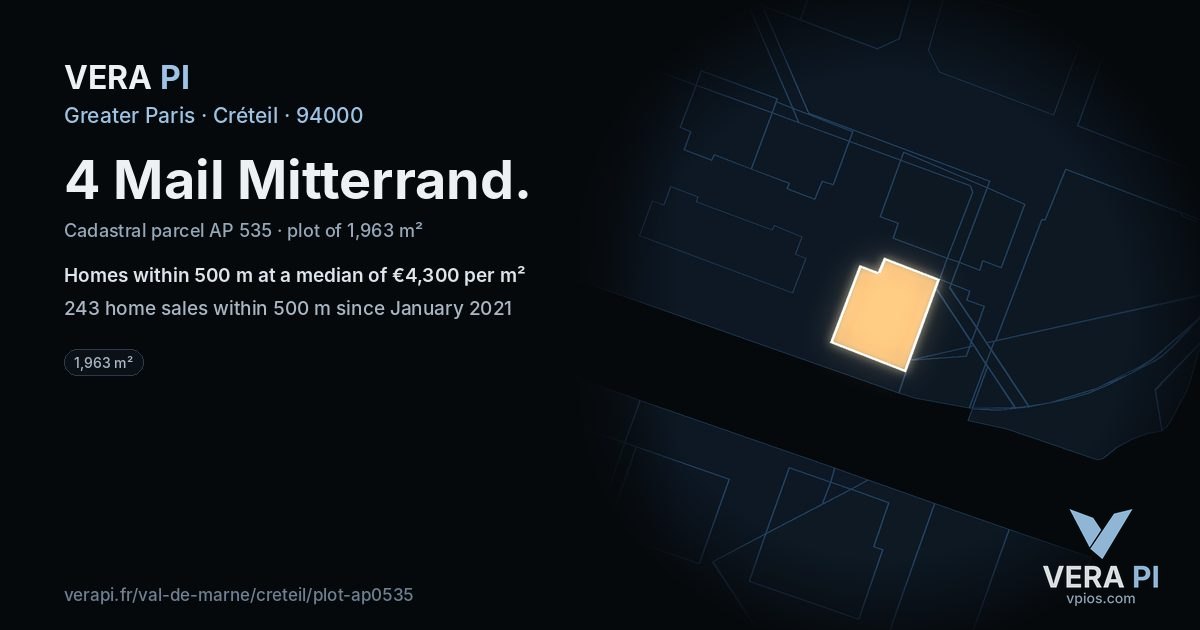 4 Mail Mitterrand, Créteil at night – the plot lit, the parcels around coloured by the prices near them
