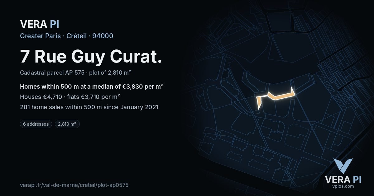 7 Rue Guy Curat, Créteil at night – the plot lit, the parcels around coloured by the prices near them