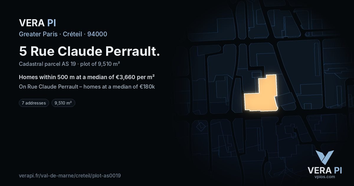 5 Rue Claude Perrault, Créteil at night – the plot lit, the parcels around coloured by the prices near them