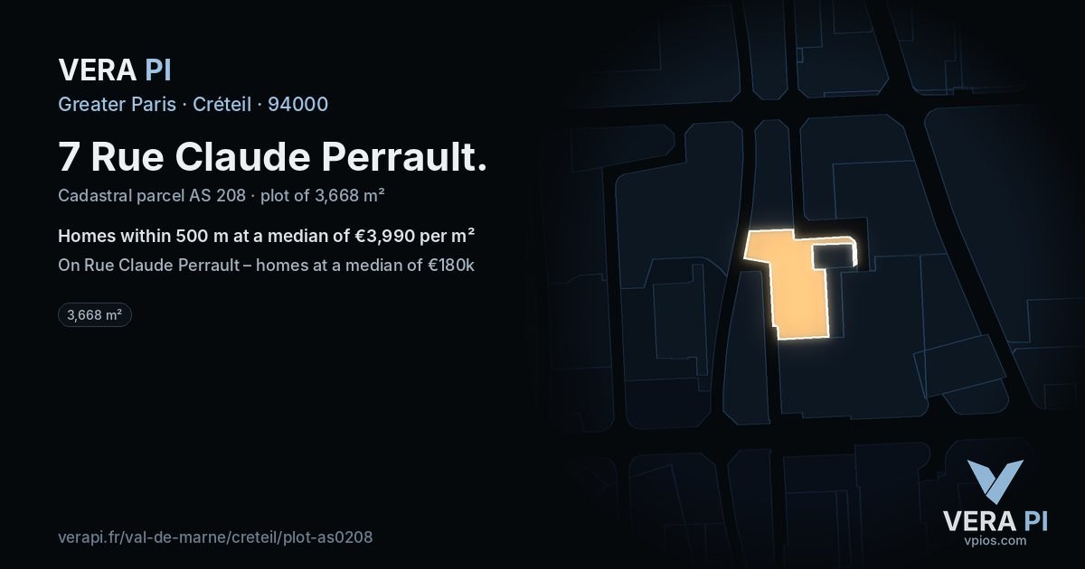 7 Rue Claude Perrault, Créteil at night – the plot lit, the parcels around coloured by the prices near them