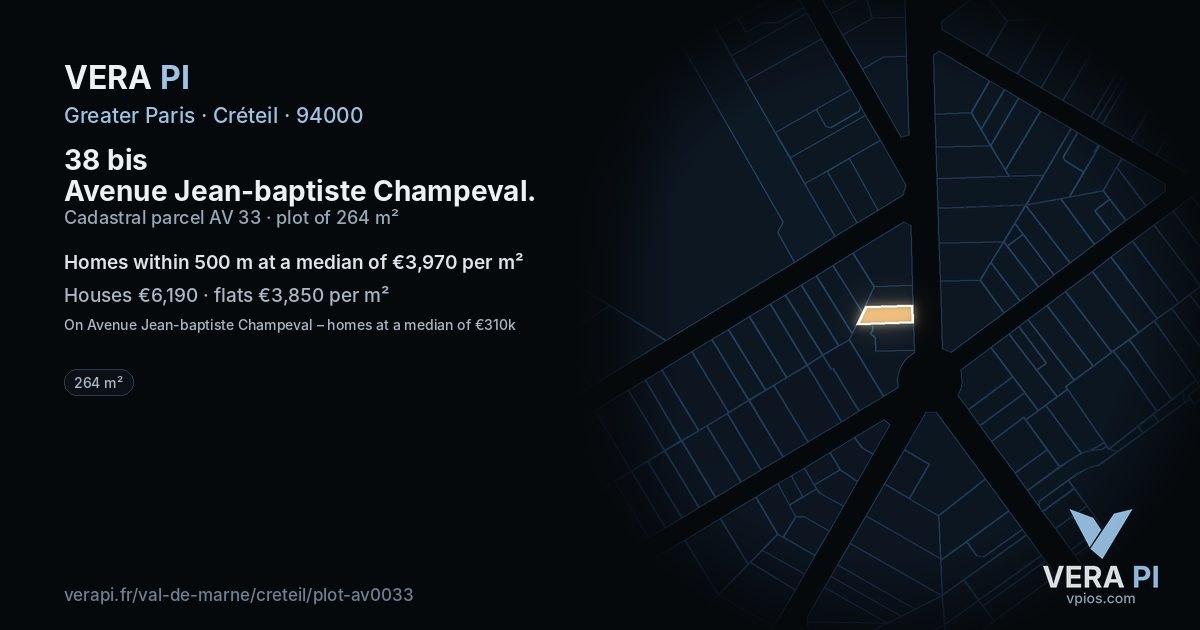 38 bis Avenue Jean-baptiste Champeval, Créteil at night – the plot lit, the parcels around coloured by the prices near them