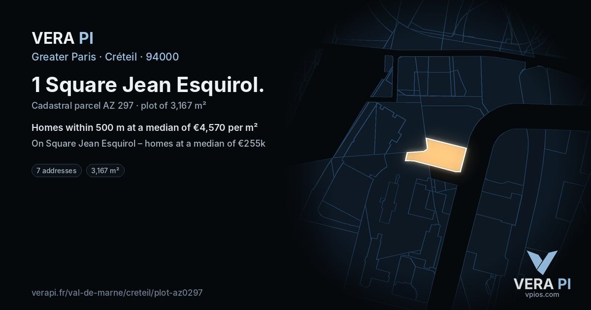 1 Square Jean Esquirol, Créteil at night – the plot lit, the parcels around coloured by the prices near them