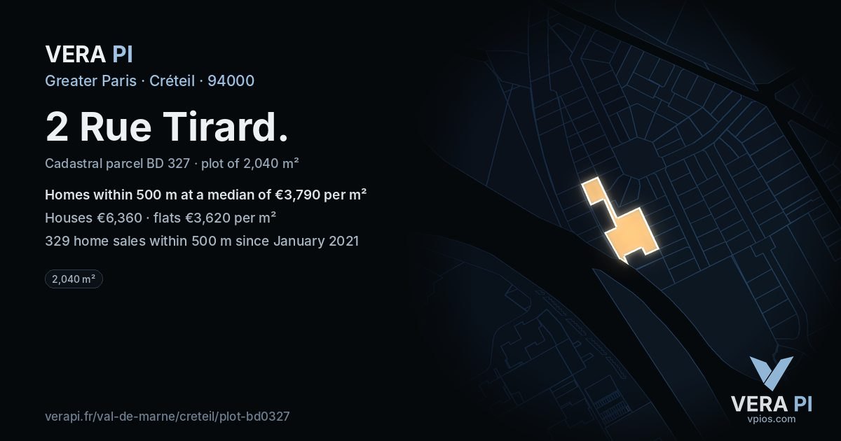 2 Rue Tirard, Créteil at night – the plot lit, the parcels around coloured by the prices near them