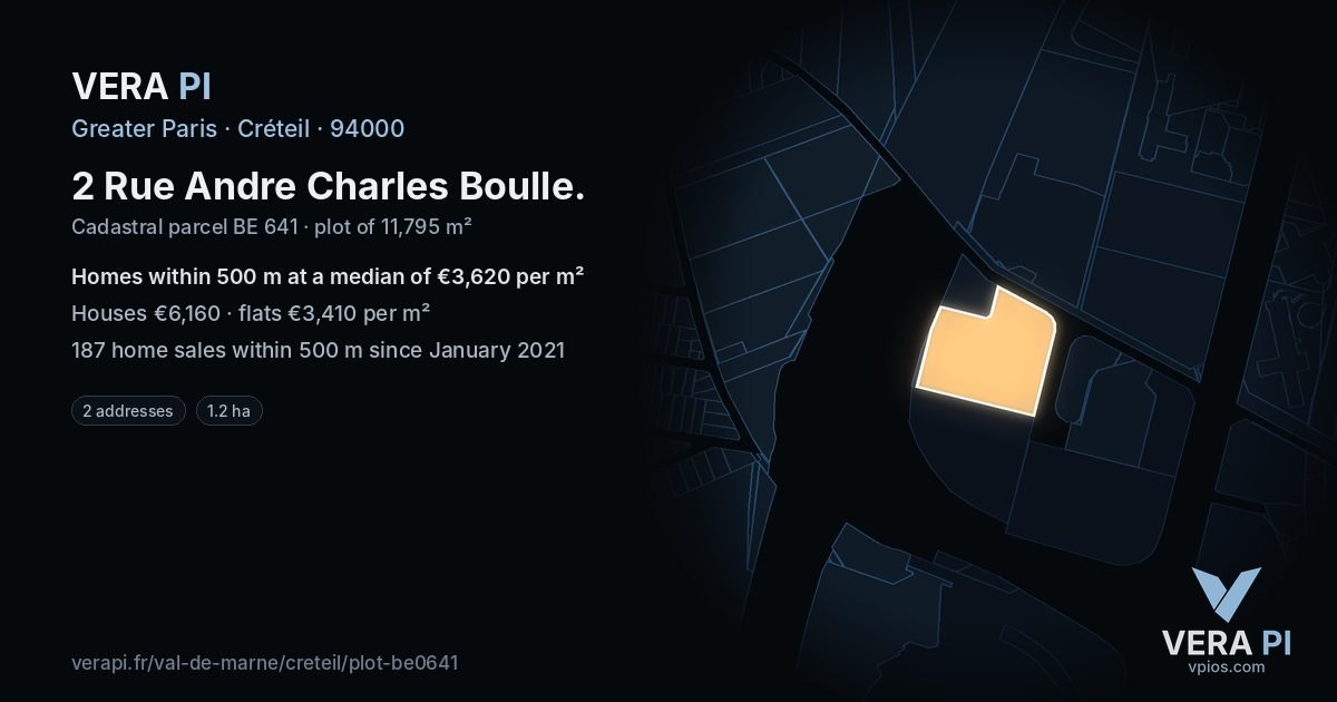 2 Rue Andre Charles Boulle, Créteil at night – the plot lit, the parcels around coloured by the prices near them