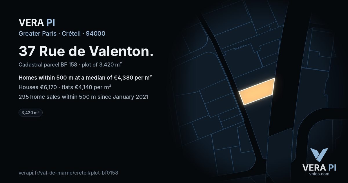 37 Rue de Valenton, Créteil at night – the plot lit, the parcels around coloured by the prices near them
