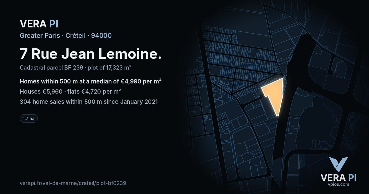 7 Rue Jean Lemoine, Créteil at night – the plot lit, the parcels around coloured by the prices near them