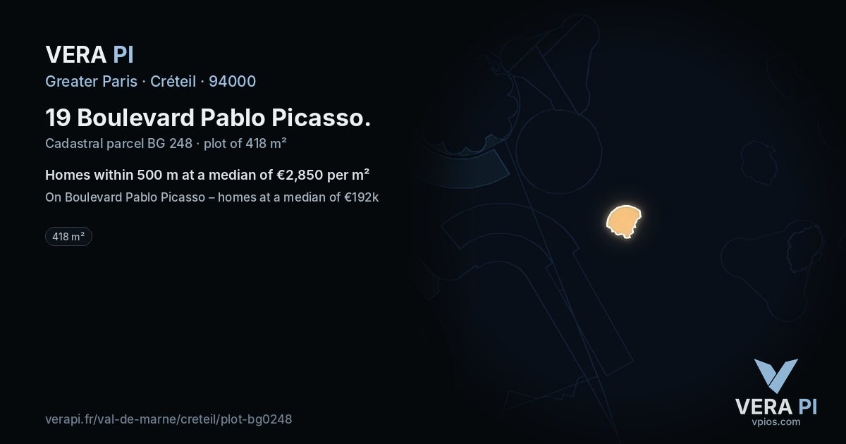 19 Boulevard Pablo Picasso, Créteil at night – the plot lit, the parcels around coloured by the prices near them