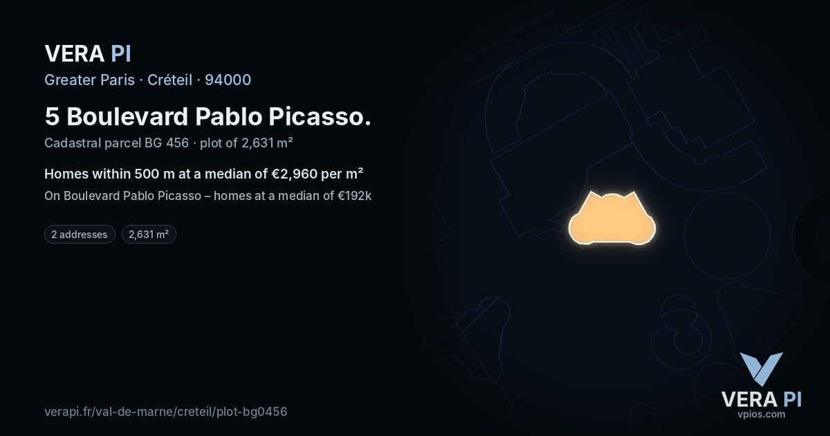 5 Boulevard Pablo Picasso, Créteil at night – the plot lit, the parcels around coloured by the prices near them
