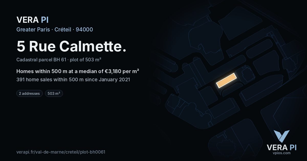 5 Rue Calmette, Créteil at night – the plot lit, the parcels around coloured by the prices near them