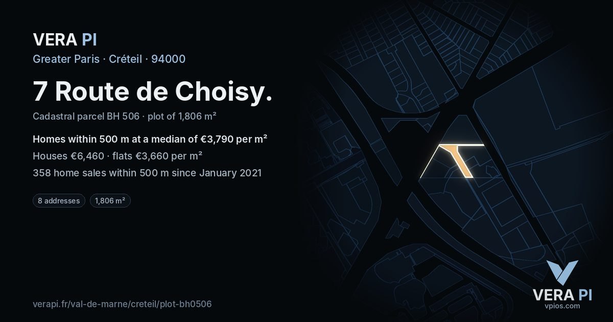 7 Route de Choisy, Créteil at night – the plot lit, the parcels around coloured by the prices near them