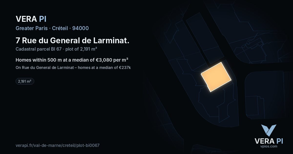7 Rue du General de Larminat, Créteil at night – the plot lit, the parcels around coloured by the prices near them