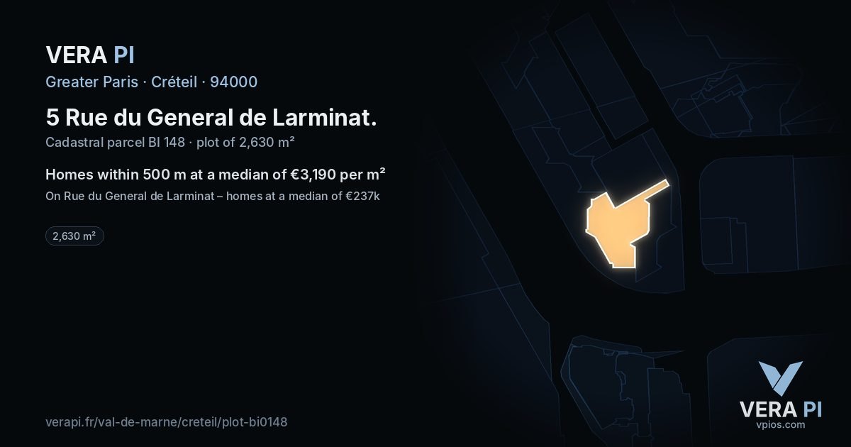 5 Rue du General de Larminat, Créteil at night – the plot lit, the parcels around coloured by the prices near them