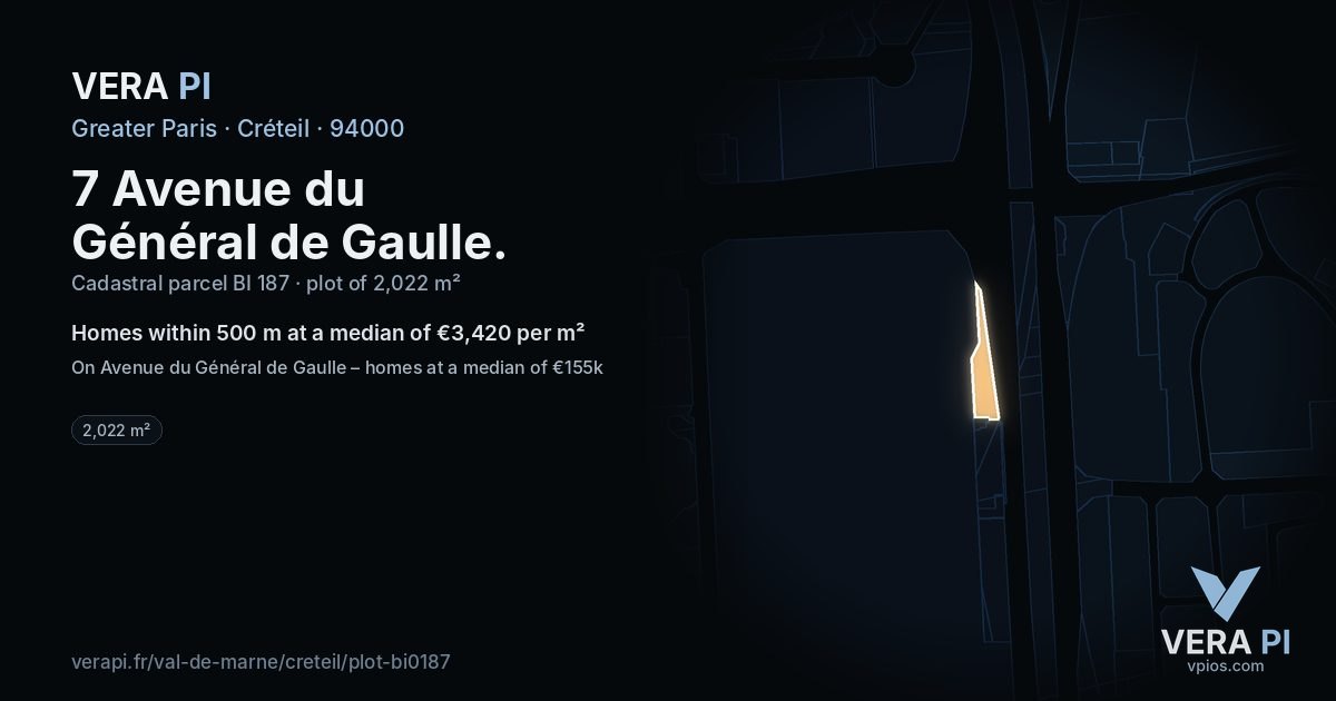 7 Avenue du Général de Gaulle, Créteil at night – the plot lit, the parcels around coloured by the prices near them
