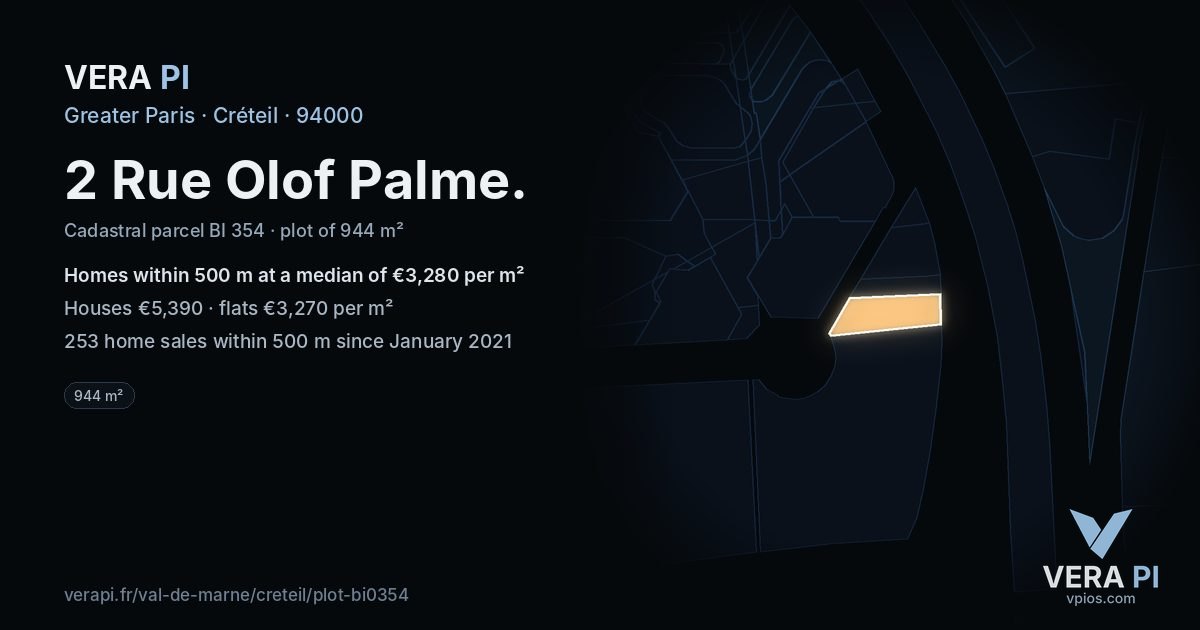 2 Rue Olof Palme, Créteil at night – the plot lit, the parcels around coloured by the prices near them