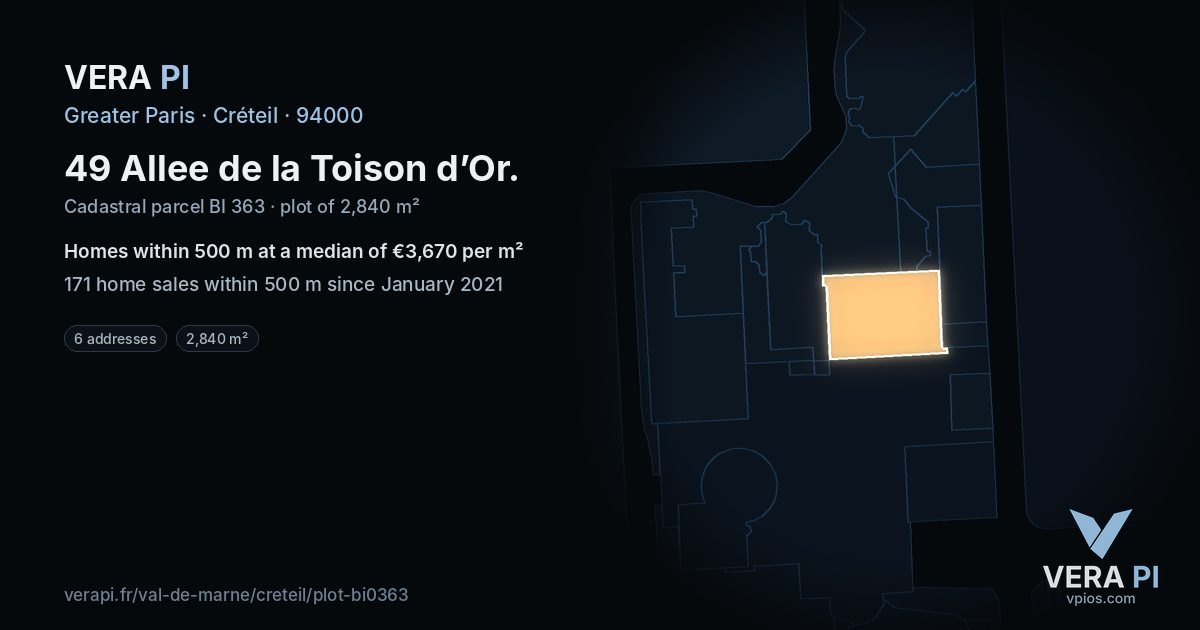 49 Allee de la Toison d’Or, Créteil at night – the plot lit, the parcels around coloured by the prices near them