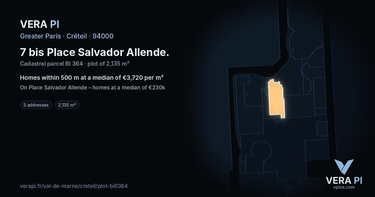 7 bis Place Salvador Allende, Créteil at night – the plot lit, the parcels around coloured by the prices near them