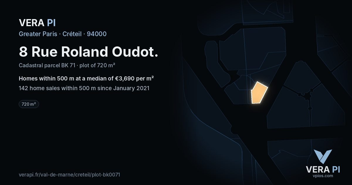 8 Rue Roland Oudot, Créteil at night – the plot lit, the parcels around coloured by the prices near them