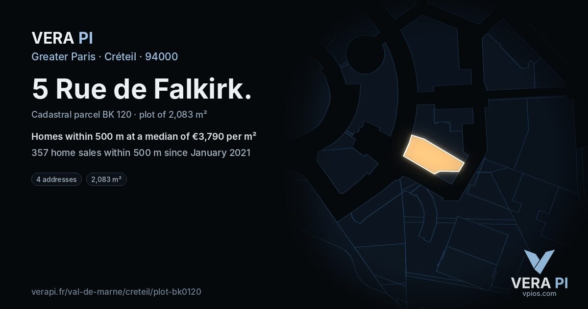 5 Rue de Falkirk, Créteil at night – the plot lit, the parcels around coloured by the prices near them