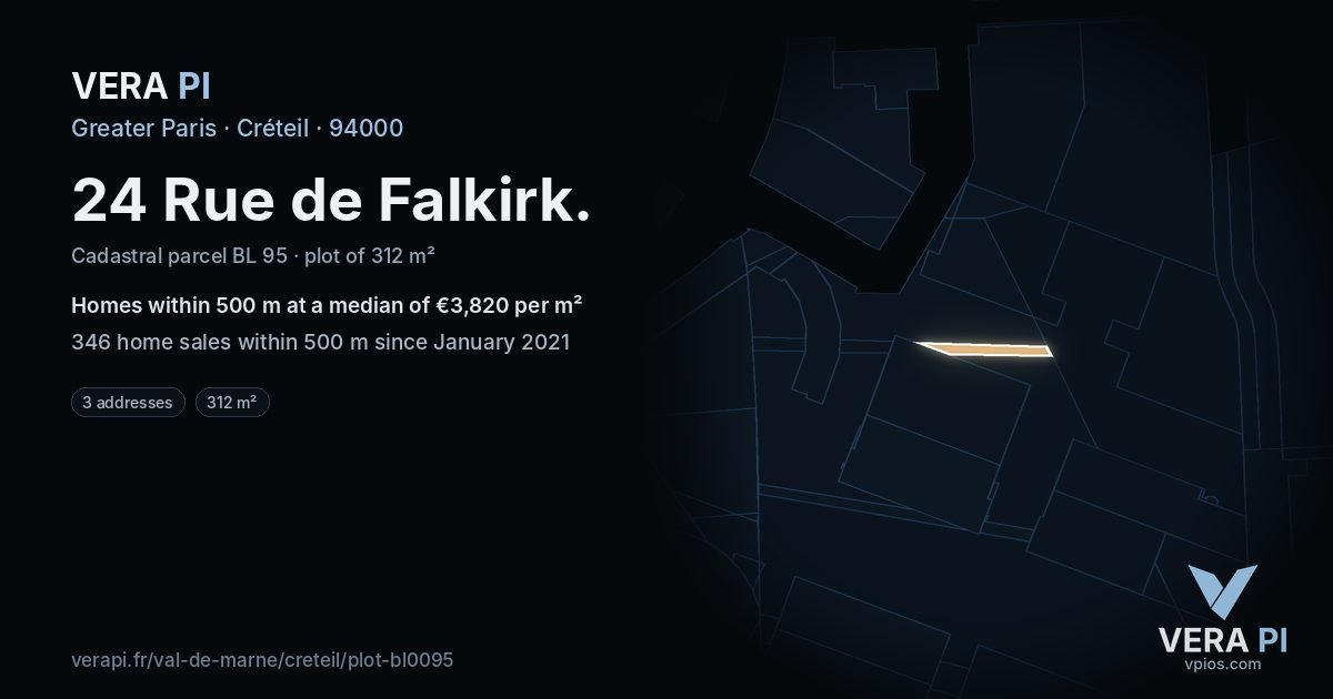 24 Rue de Falkirk, Créteil at night – the plot lit, the parcels around coloured by the prices near them