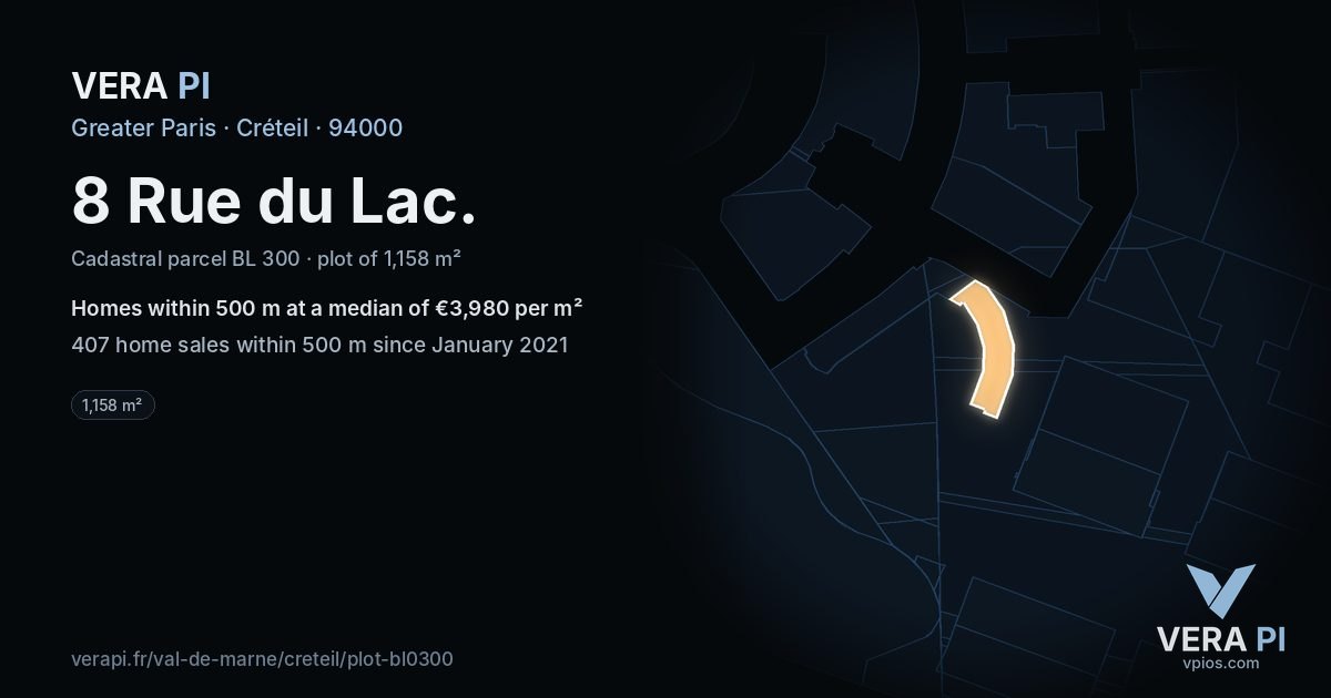 8 Rue du Lac, Créteil at night – the plot lit, the parcels around coloured by the prices near them