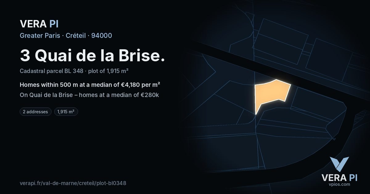3 Quai de la Brise, Créteil at night – the plot lit, the parcels around coloured by the prices near them
