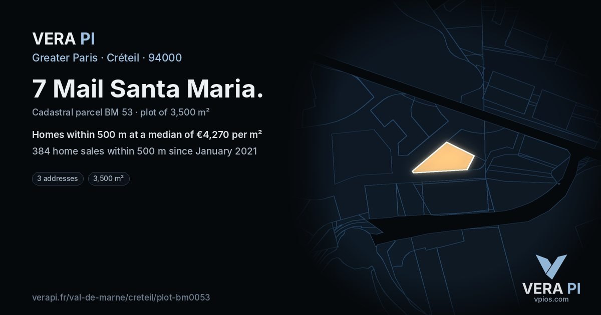 7 Mail Santa Maria, Créteil at night – the plot lit, the parcels around coloured by the prices near them