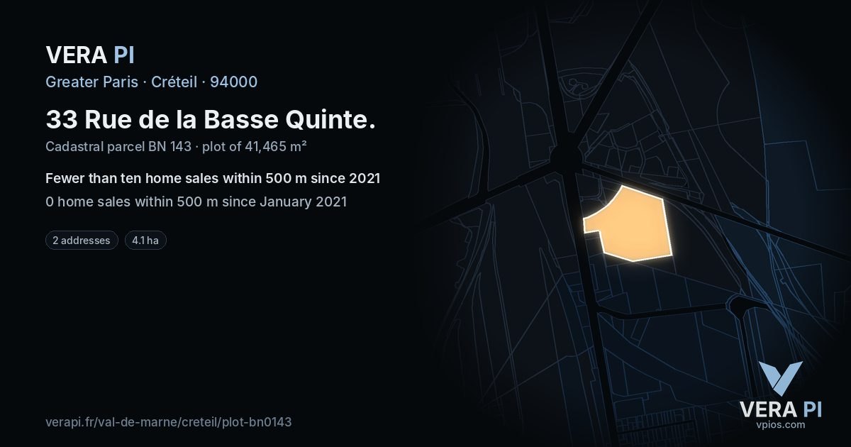 33 Rue de la Basse Quinte, Créteil at night – the plot lit, the parcels around coloured by the prices near them