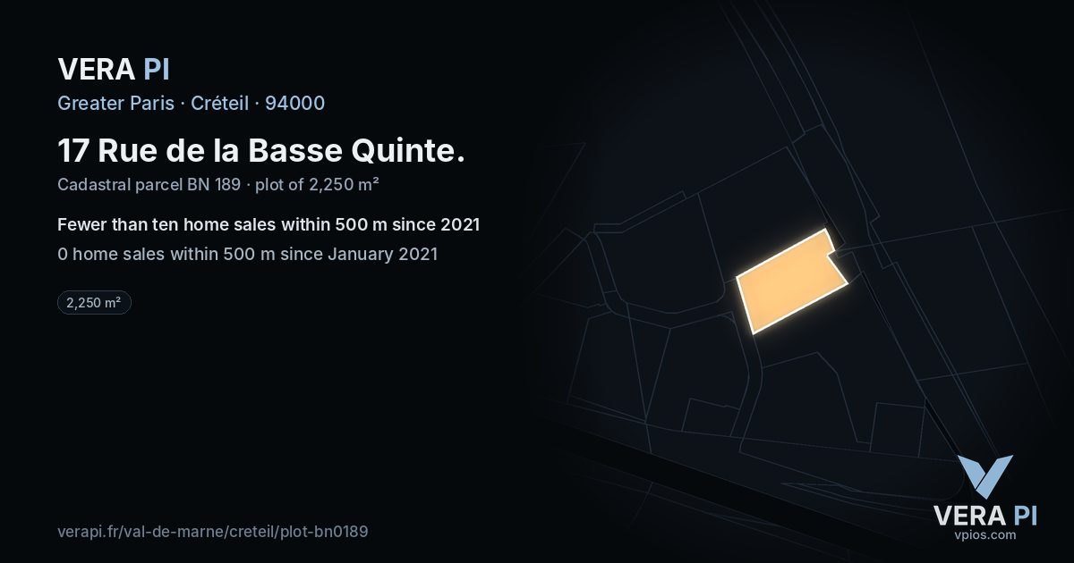 17 Rue de la Basse Quinte, Créteil at night – the plot lit, the parcels around coloured by the prices near them