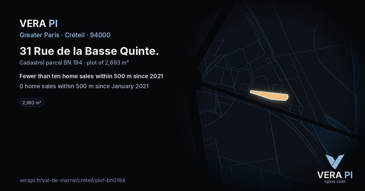 31 Rue de la Basse Quinte, Créteil at night – the plot lit, the parcels around coloured by the prices near them