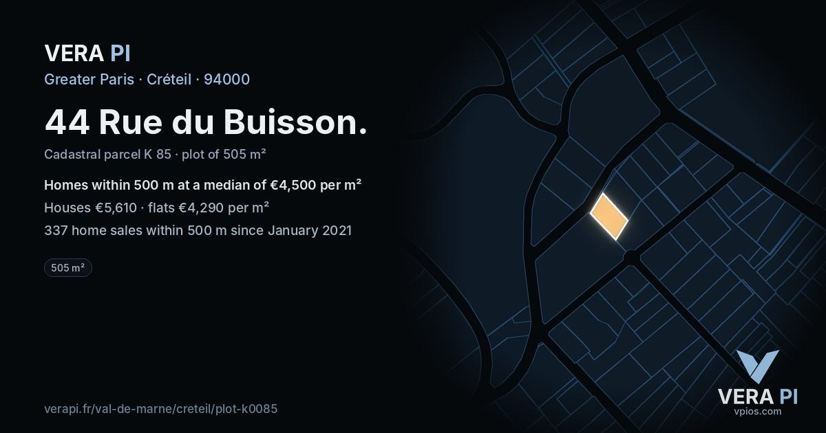 44 Rue du Buisson, Créteil at night – the plot lit, the parcels around coloured by the prices near them