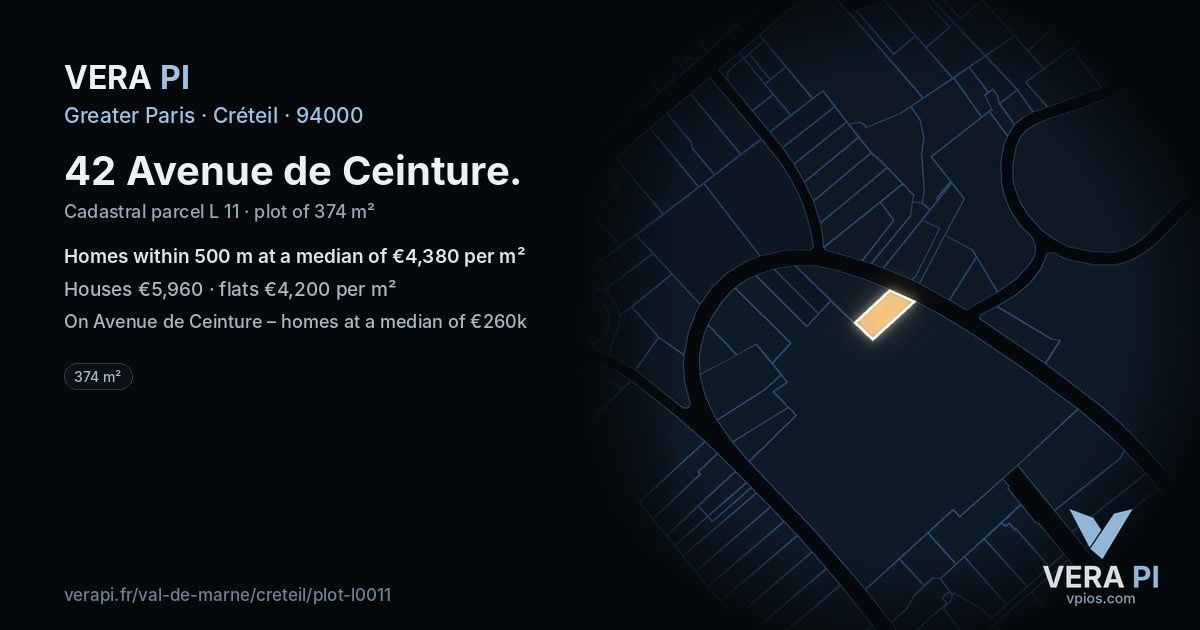 42 Avenue de Ceinture, Créteil at night – the plot lit, the parcels around coloured by the prices near them