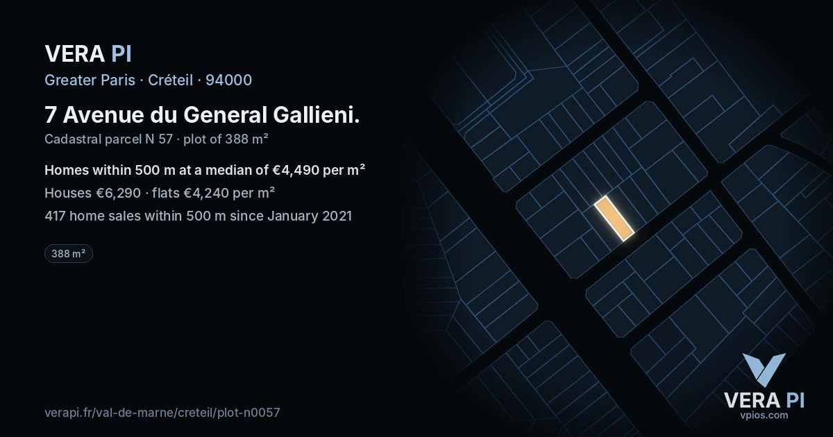 7 Avenue du General Gallieni, Créteil at night – the plot lit, the parcels around coloured by the prices near them