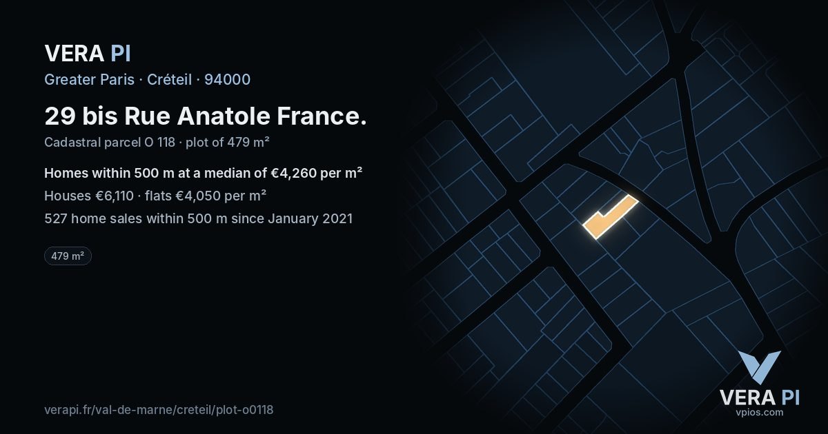29 bis Rue Anatole France, Créteil at night – the plot lit, the parcels around coloured by the prices near them
