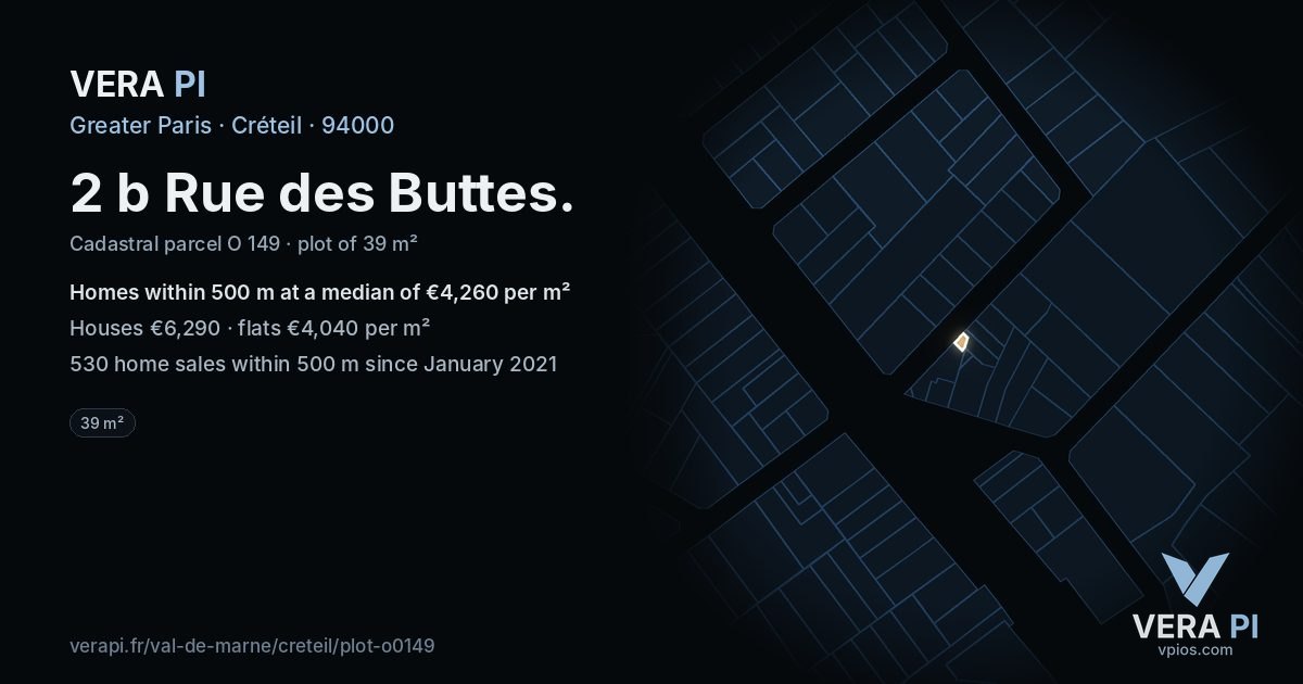 2 b Rue des Buttes, Créteil at night – the plot lit, the parcels around coloured by the prices near them