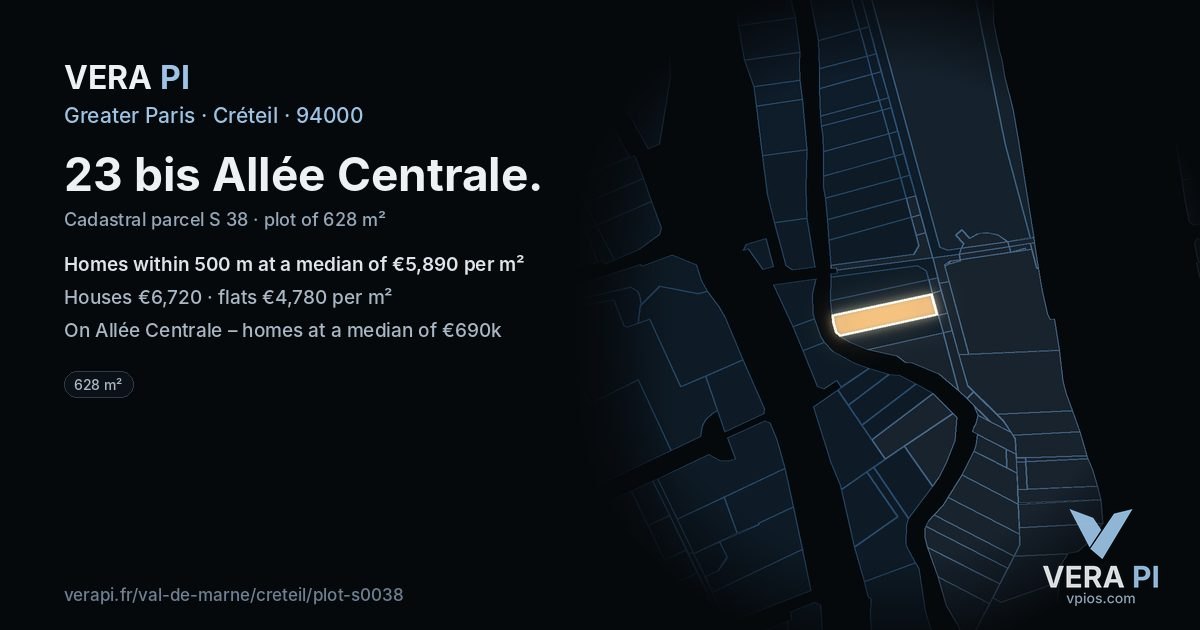 23 bis Allée Centrale, Créteil at night – the plot lit, the parcels around coloured by the prices near them