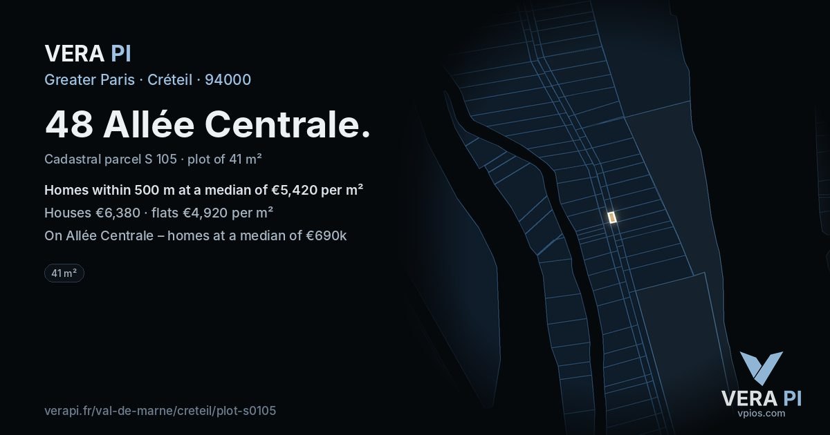 48 Allée Centrale, Créteil at night – the plot lit, the parcels around coloured by the prices near them