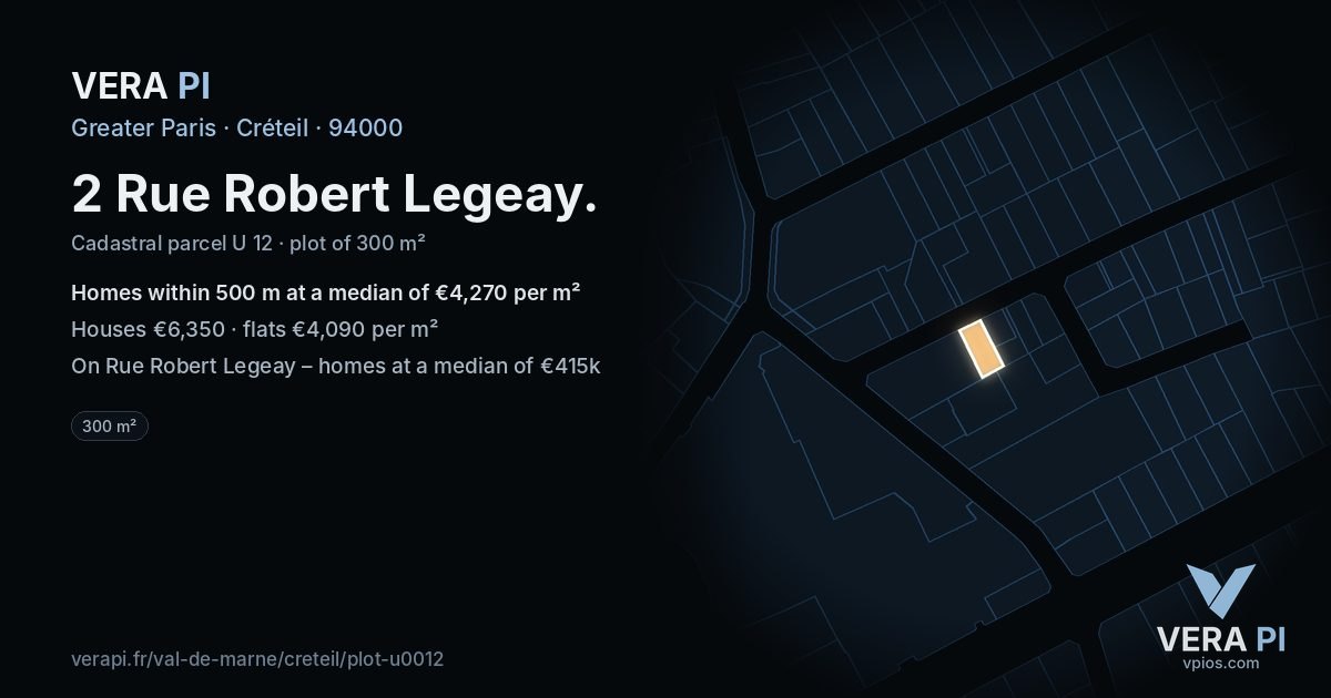 2 Rue Robert Legeay, Créteil at night – the plot lit, the parcels around coloured by the prices near them