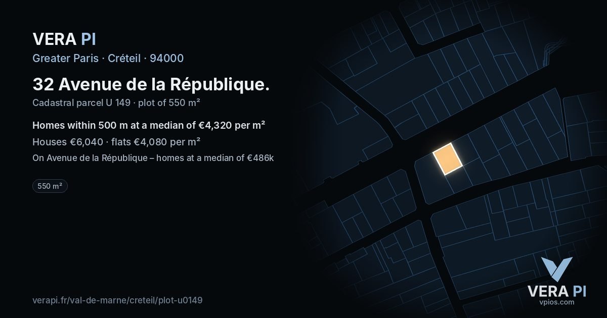 32 Avenue de la République, Créteil at night – the plot lit, the parcels around coloured by the prices near them