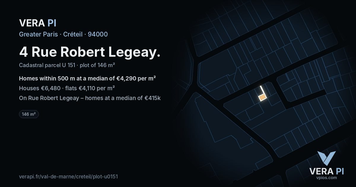4 Rue Robert Legeay, Créteil at night – the plot lit, the parcels around coloured by the prices near them