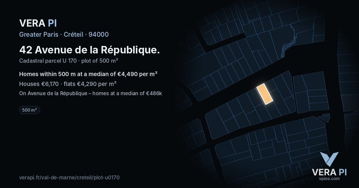42 Avenue de la République, Créteil at night – the plot lit, the parcels around coloured by the prices near them