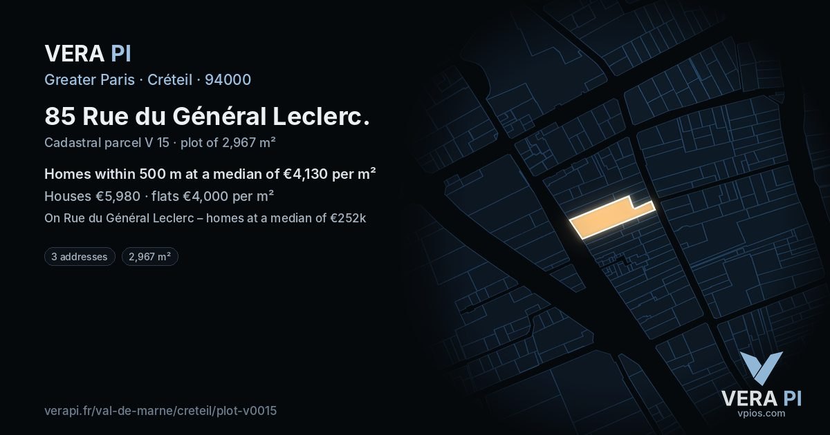 85 Rue du Général Leclerc, Créteil at night – the plot lit, the parcels around coloured by the prices near them