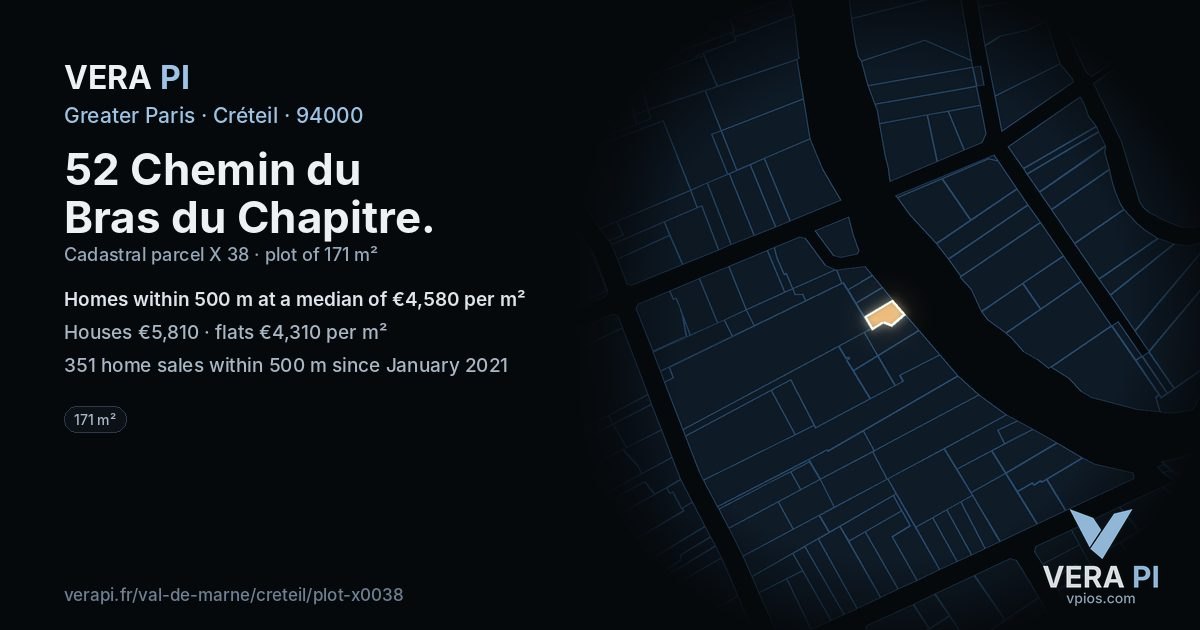 52 Chemin du Bras du Chapitre, Créteil at night – the plot lit, the parcels around coloured by the prices near them