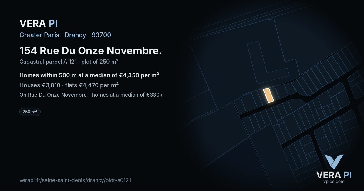 154 Rue Du Onze Novembre, Drancy at night – the plot lit, the parcels around coloured by the prices near them